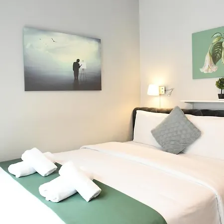 Amazing Apartment Serres